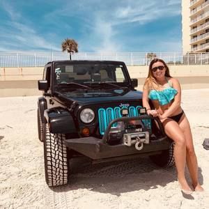 Meet your Posher, Holly